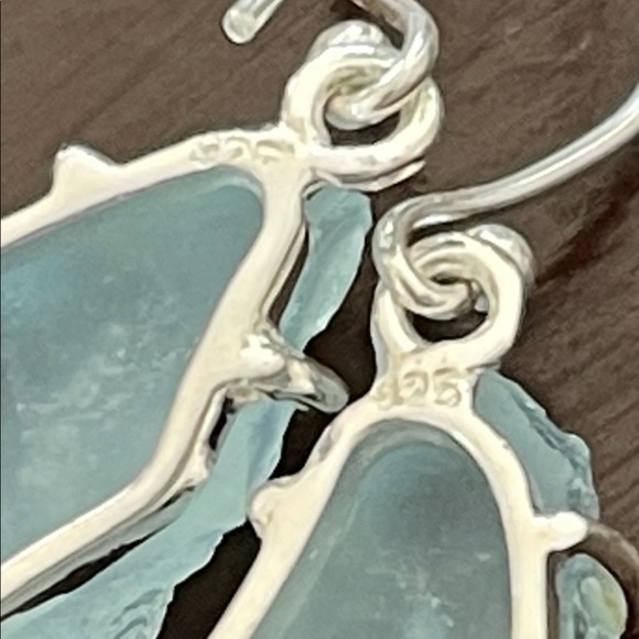 Natural aquamarine sterling silver earrings - Picture 3 of 3